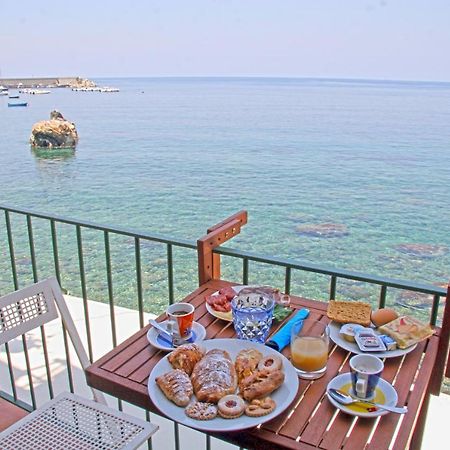 Bb Il Generale Bed & Breakfast Scilla Ngoại thất bức ảnh